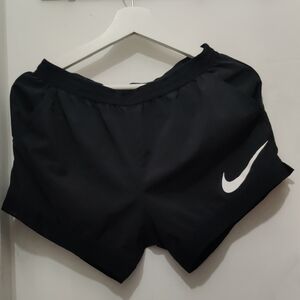 Nike Black Athletic Shorts Performance Moisture-Wicking
